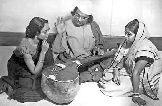 কাজী নজরুল ইসলাম জীবনী